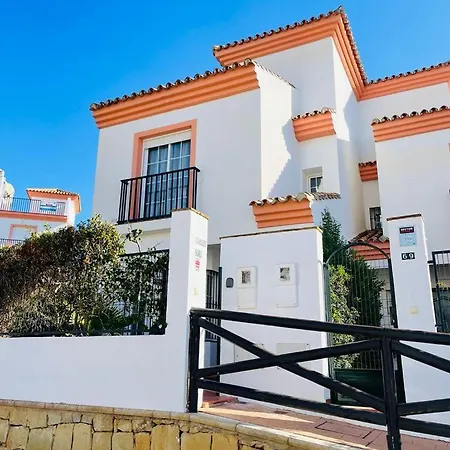 Jolie Maison A Cabopino Hébergement de vacances Marbellac