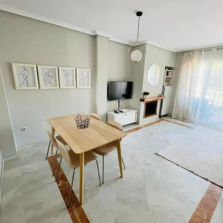 Holiday home Jolie Maison A Cabopino *